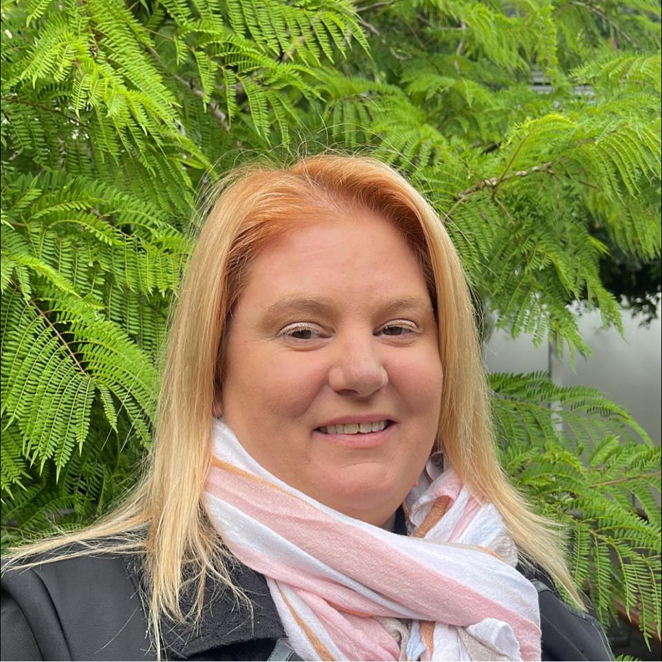 Profile Pic - Charlene Donovan